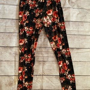 Black floral rose leggings